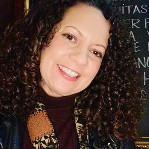 Meet your Posher, Anita